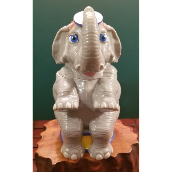 Ringling Brothers Barnum & Bailey Circus Elephant Plastic Mug - Picture 3 of 8
